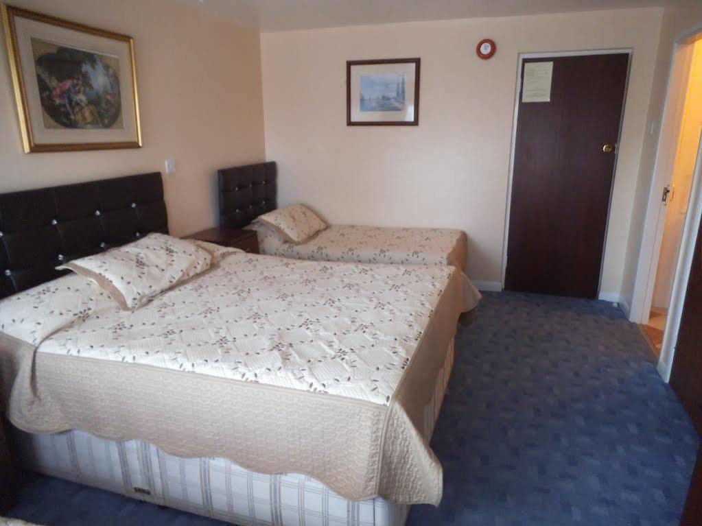 Fountain House Hotel Хейс Экстерьер фото