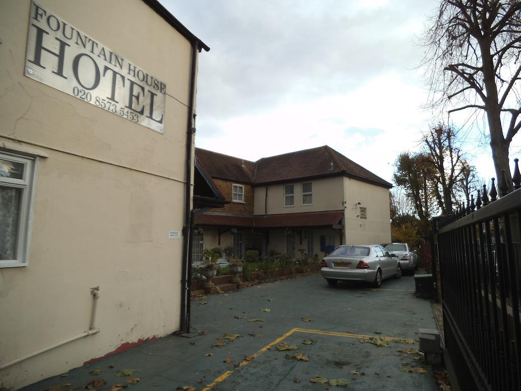 Fountain House Hotel Хейс Экстерьер фото